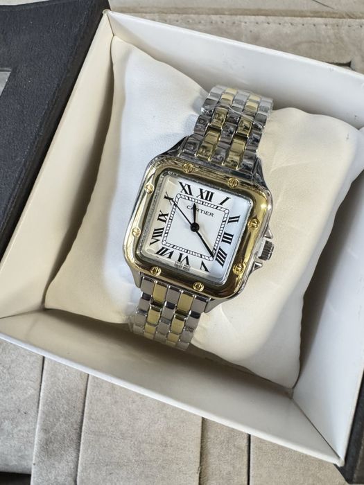 Новий годинник Cartier