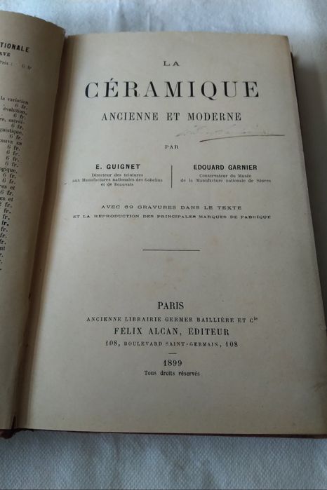 La Céramique Ancienne et Moderne
