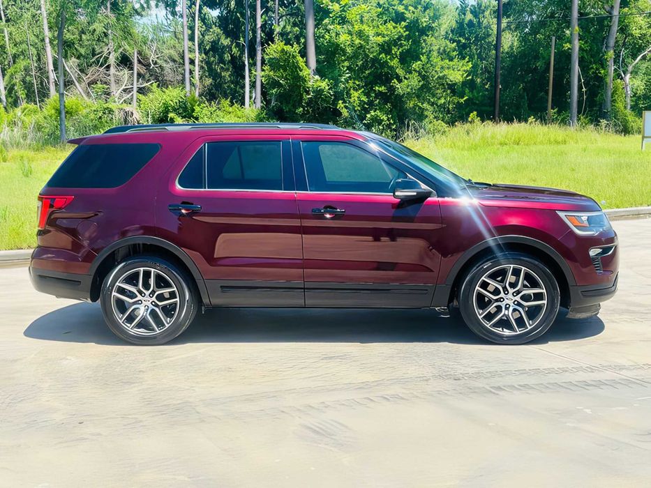 Ford Explorer      2018