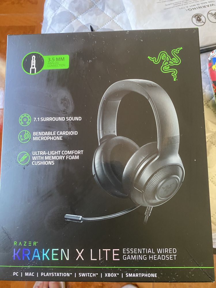 Vendo fones gaming da razer