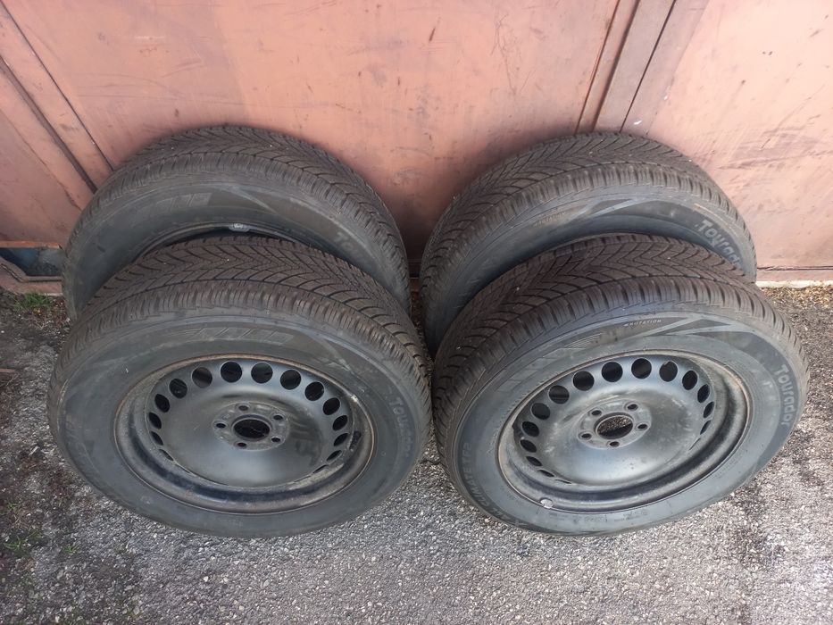 Koła zimowe ford galaxy s-max mondeo 215/60r16