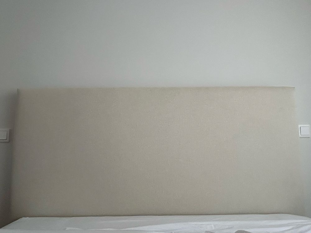 Cama estofada feita por medida
