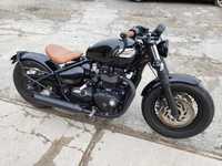 Triumph Motorcycle BONNEVILLE BOBBER BLACK 2019