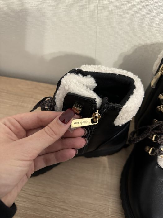 Нові фірмові ботинки майкл корс оригінал