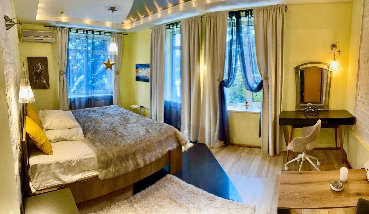 Продаж 5 кім. апартаментів вул. Польова
