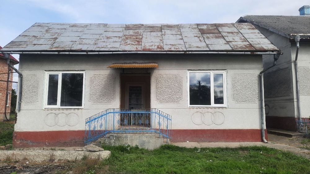 Продаж двох будинків — с. Шипинці, Чернівецька обл