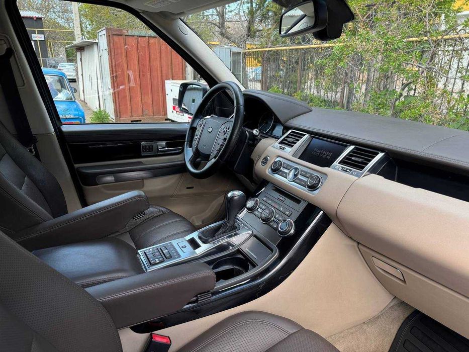 Land Rover Range Rover Sport 2013