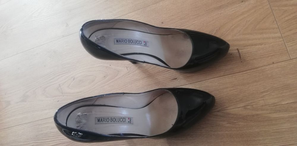 Buty szpilki czarne lakierowane