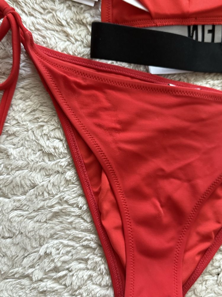Calvin Klein S strój kąpieliwy