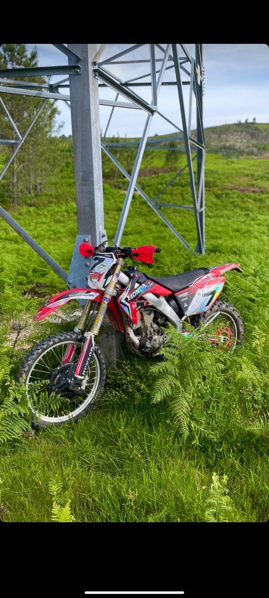 CRF 250 matriculada