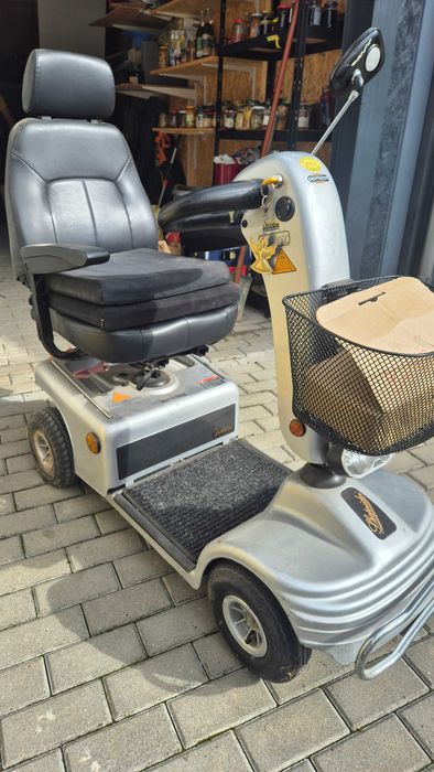 wózek inwalidzki elektryczny