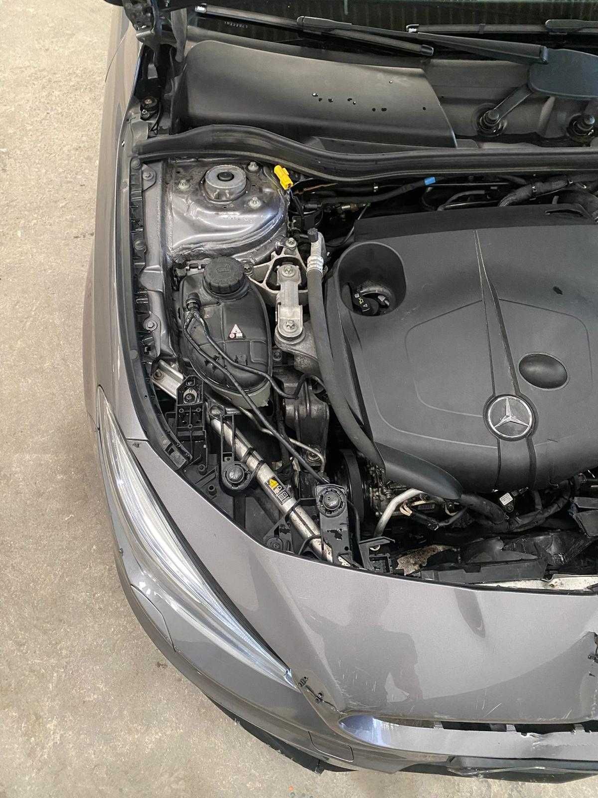 Mercedes CLA  220 AMG