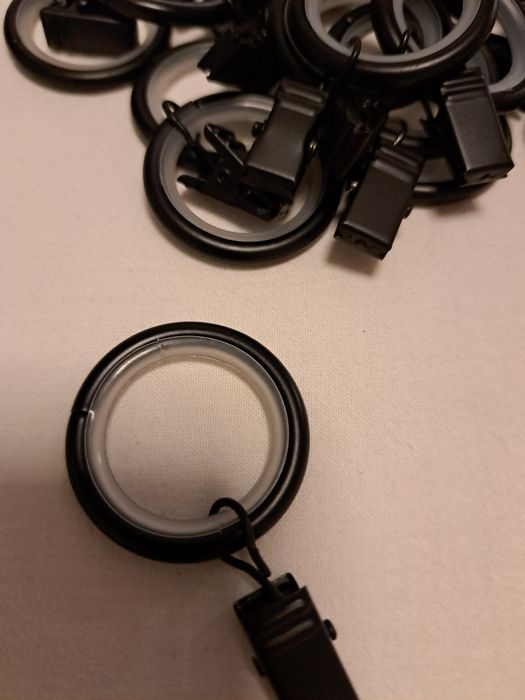 NOWE Kółka do karnisza  z żabkami średnica 3.5 cm 48 sztuk