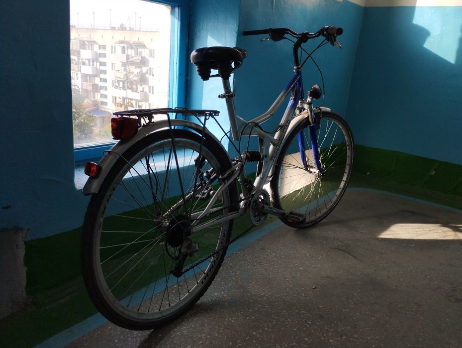 Велосипед дамка 28"
