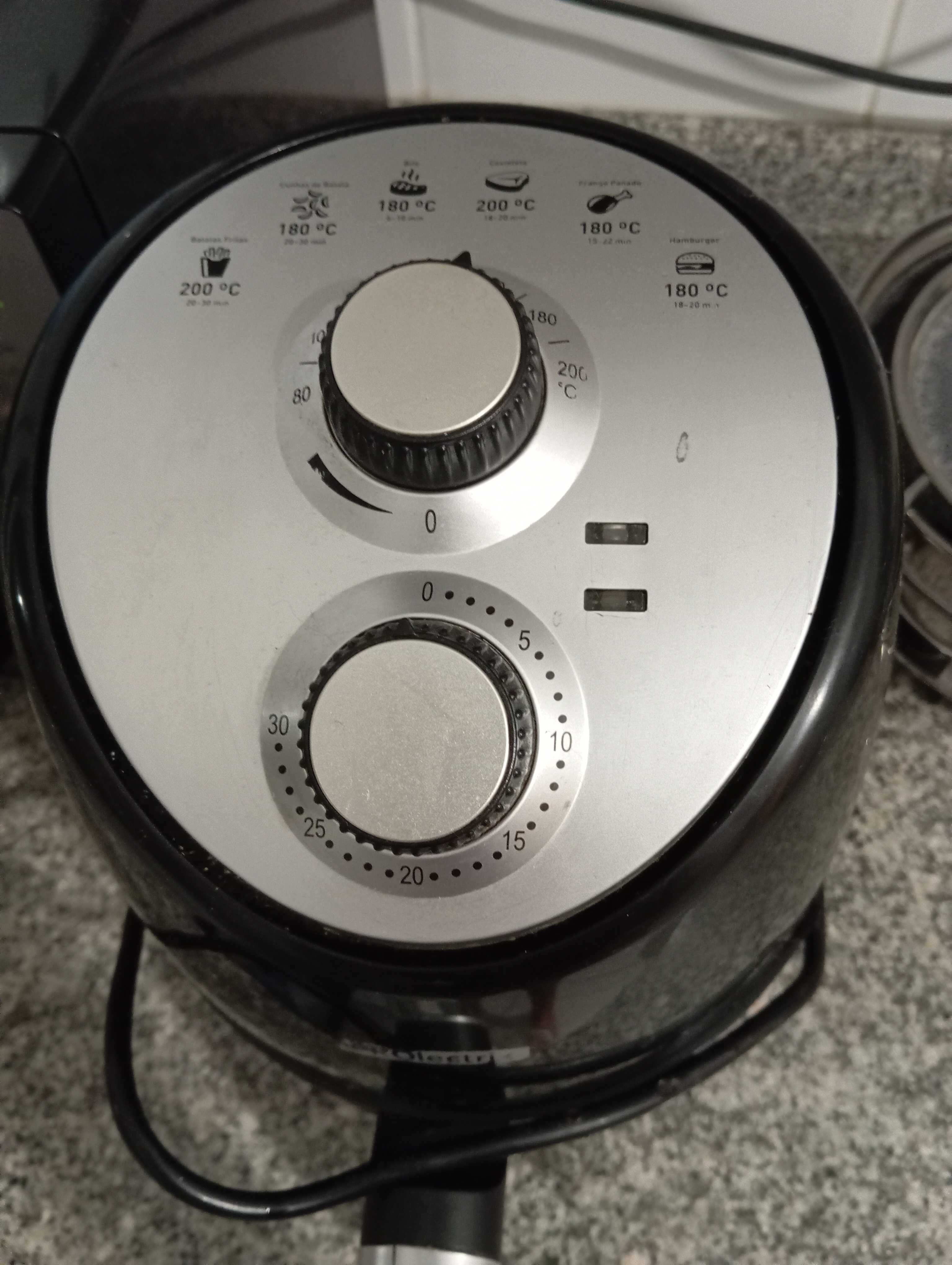 Airfryer pequena