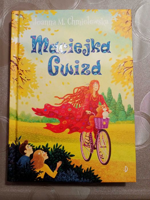 "Maciejka Gwizd", Joanna M. Chmielewska