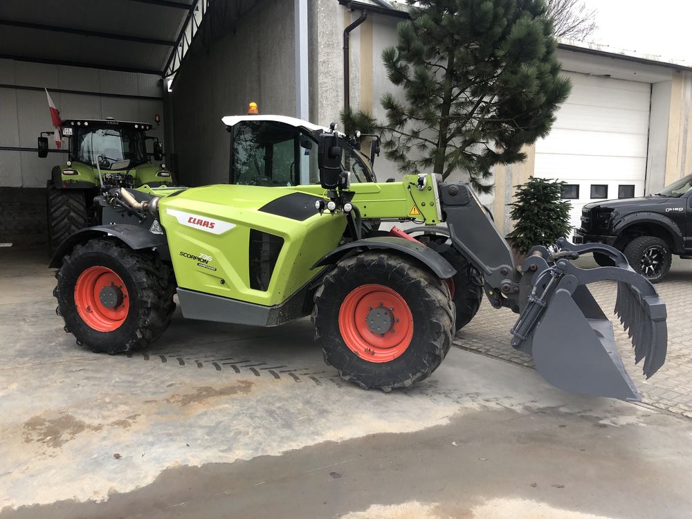 Claas scorpion 736 jcb merlo