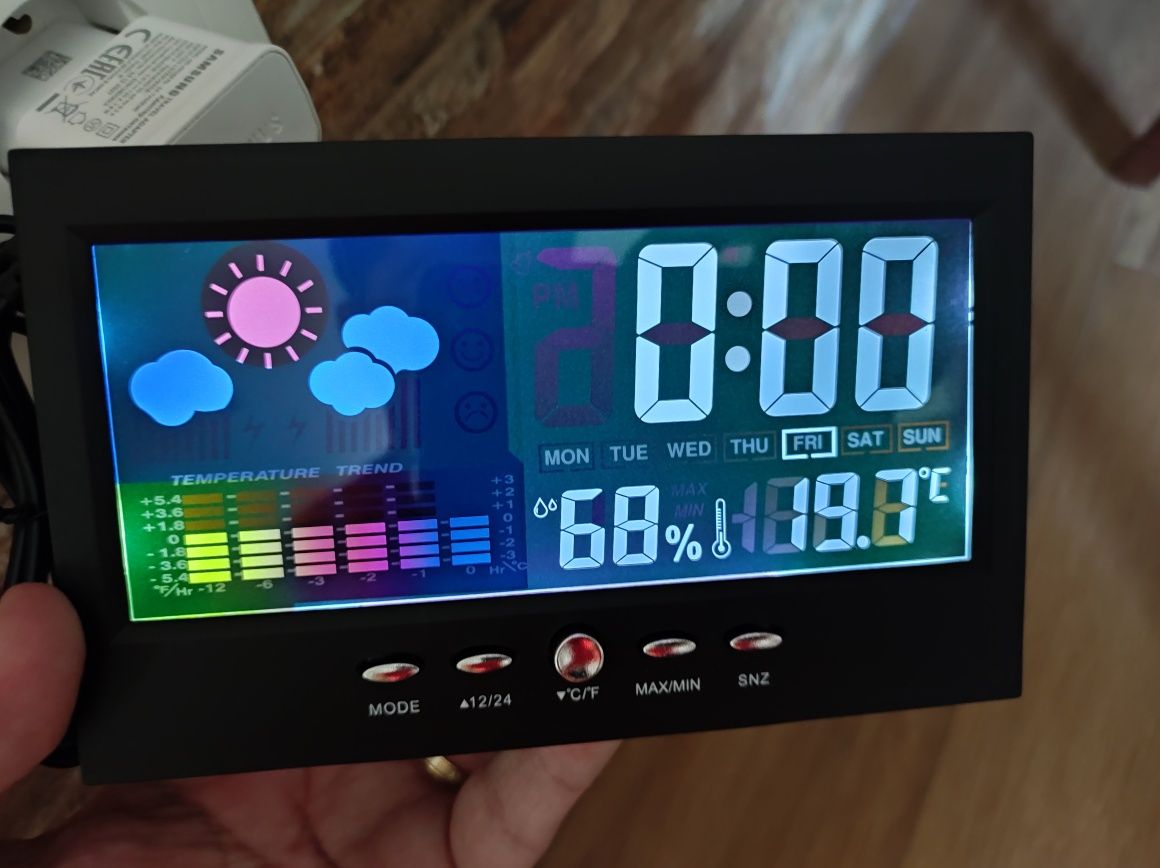 Relógio meteorologico ativado por voz novo