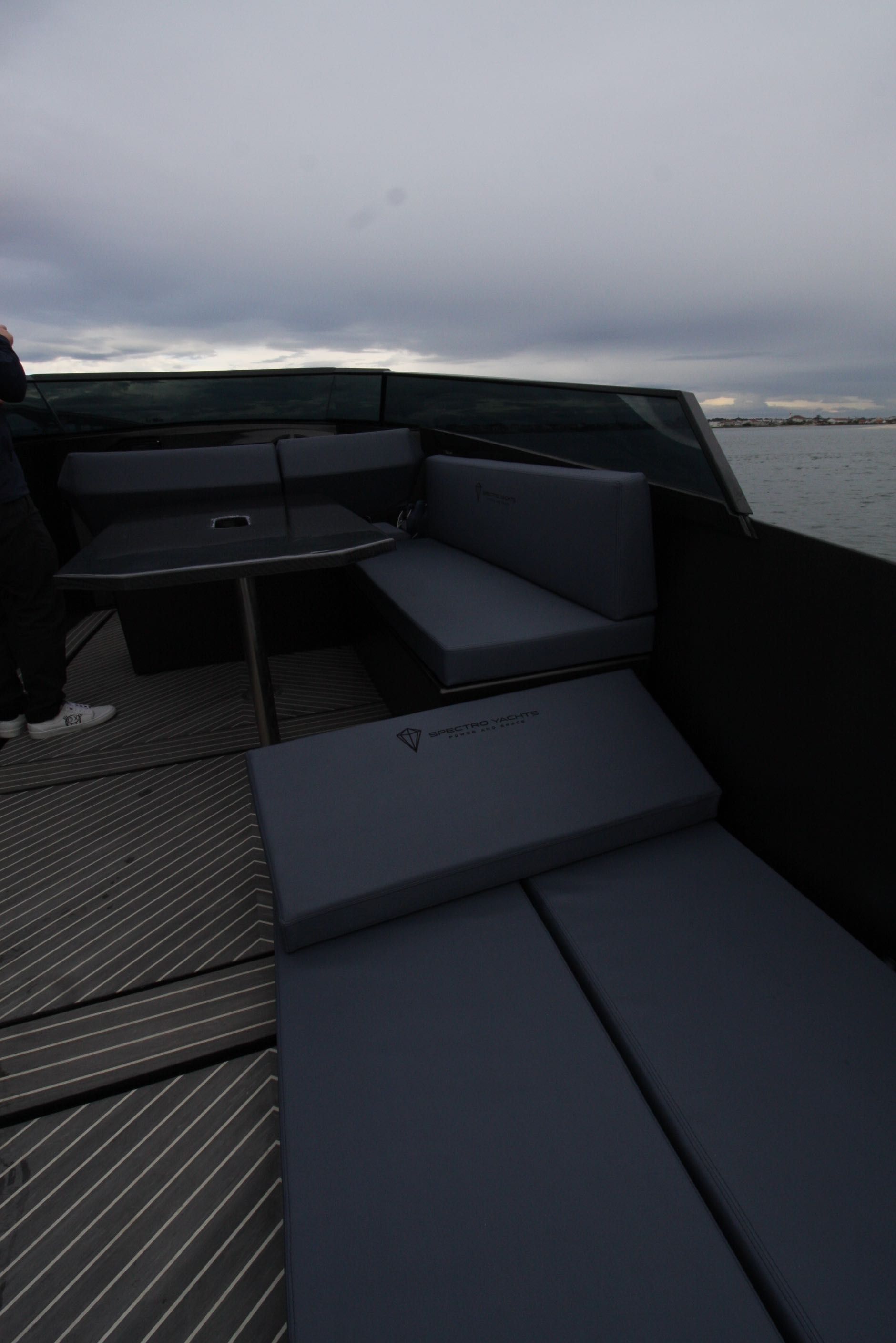SP27 Spectro Yachts – Custom Made | 300HP Mercury Verado