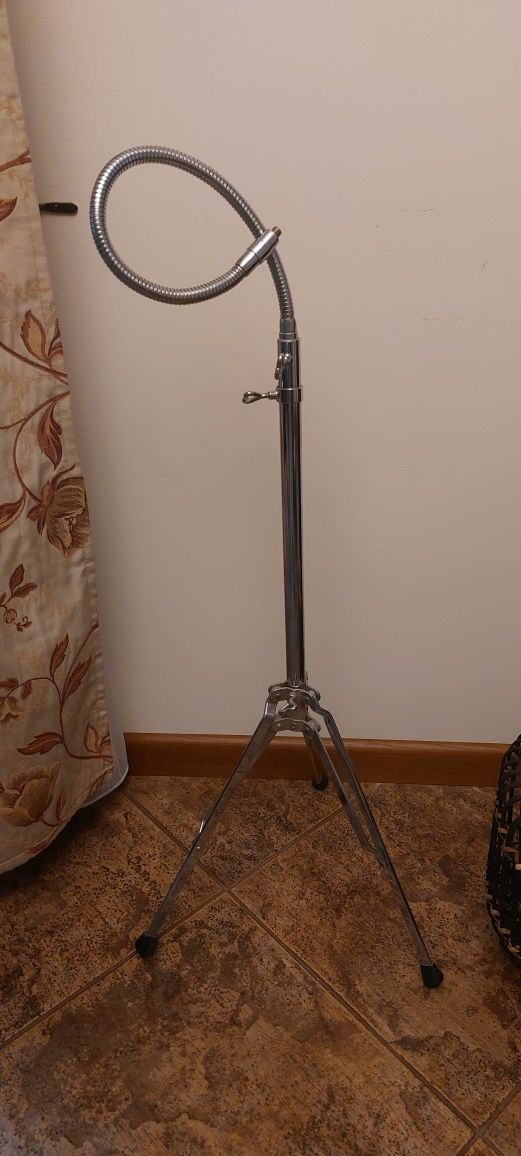 Statyw pod mikrofon lub lampę