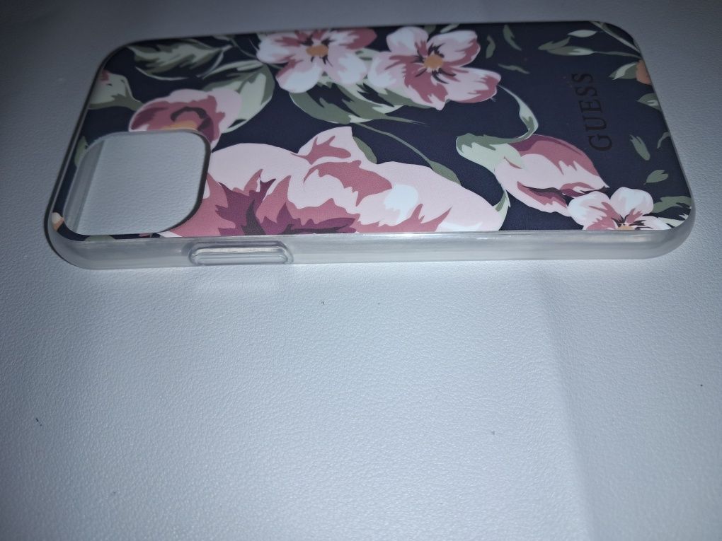 Oryginalne etui do Iphone 11 Pro firmy Guess