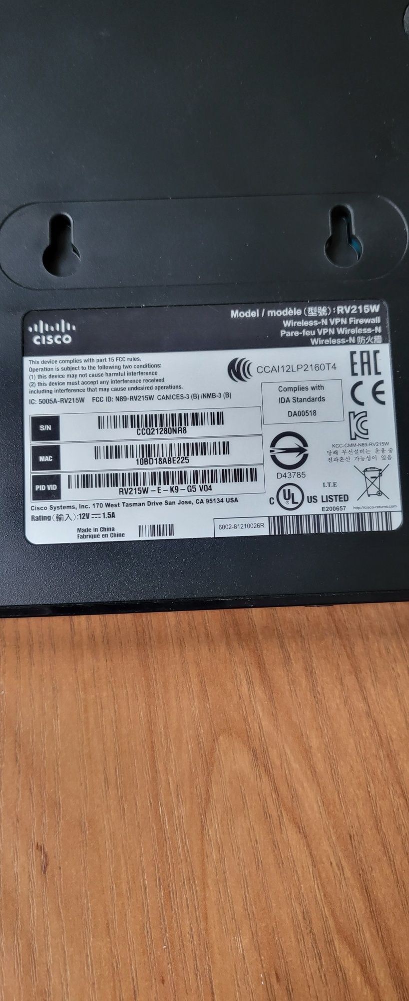 Cisco Router RV 215 W Wireles VPN Firewall 3G 4G