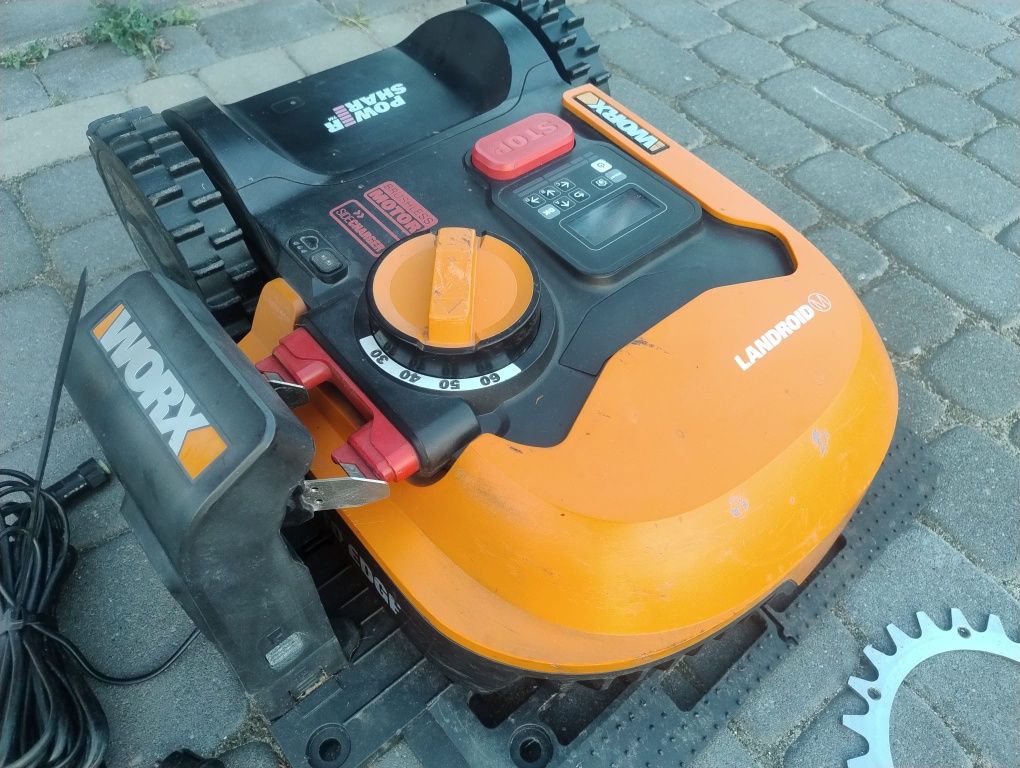 Robot koszący Worx Landroid kosiarka