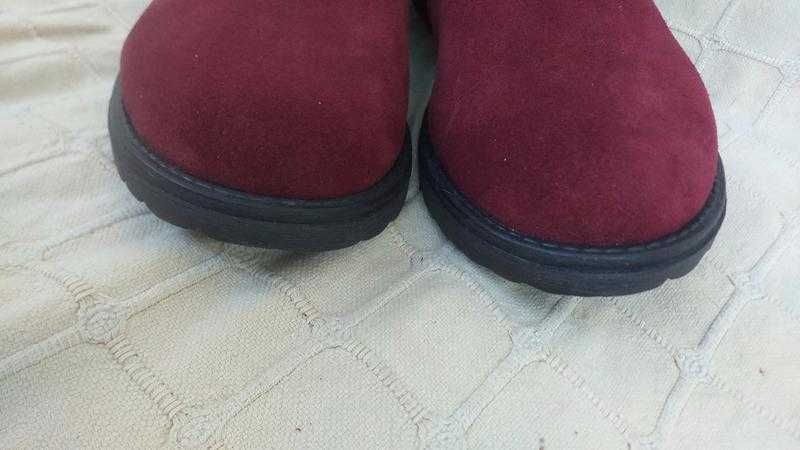 Замшеві зимові чоботи/ботфорти бордового коліру