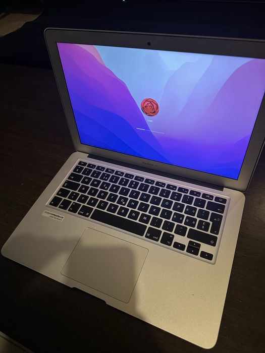 Macbook air i5 em perfeito estado