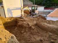 Serviços pequenos escavação, demolição,Bobcats+ carrinhas ou tratores