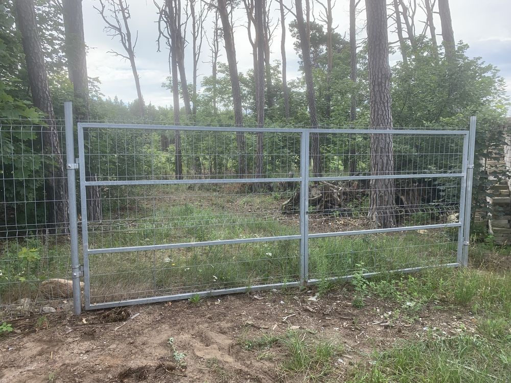 Brama ocynkowana dwuskrzydłowa 4,30 x 1,70 profil 40 x 40
