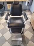 Sprzedam fotel barberski