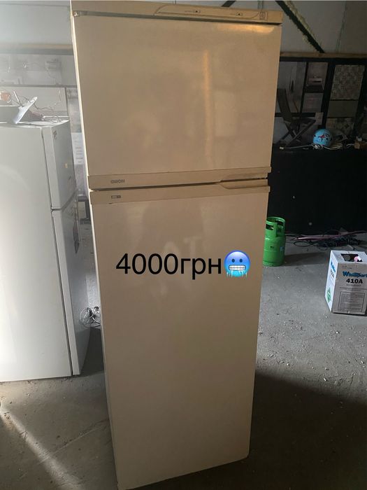 Продам холодильники 1 рік гарантія!