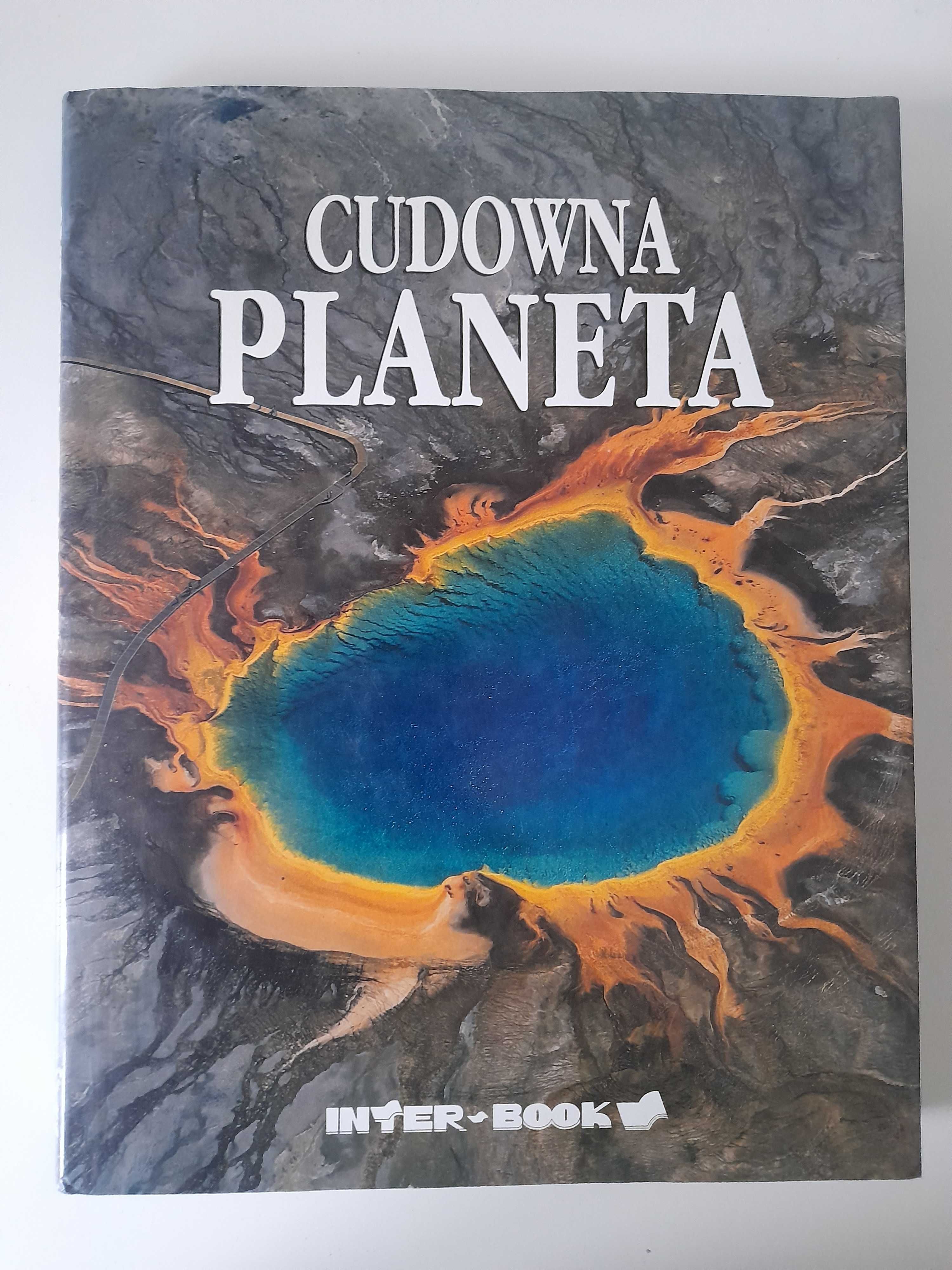 Cudowna planeta Bruce Brown, Lane Morgan