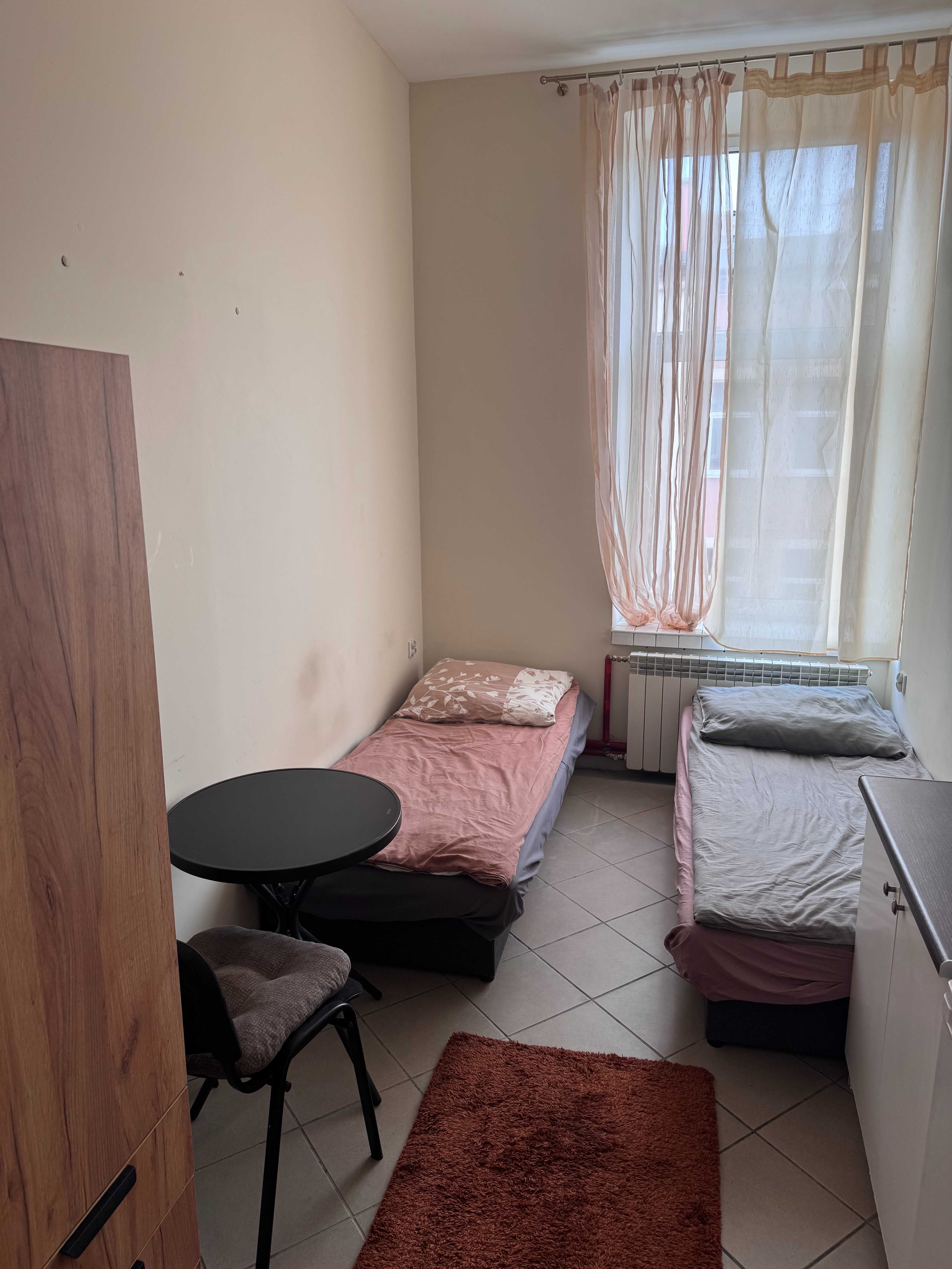 noclegi, ścisłe centrum Aleja NMP