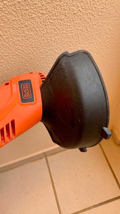 Aparador elétrico BLACK + DECKER GL360QS