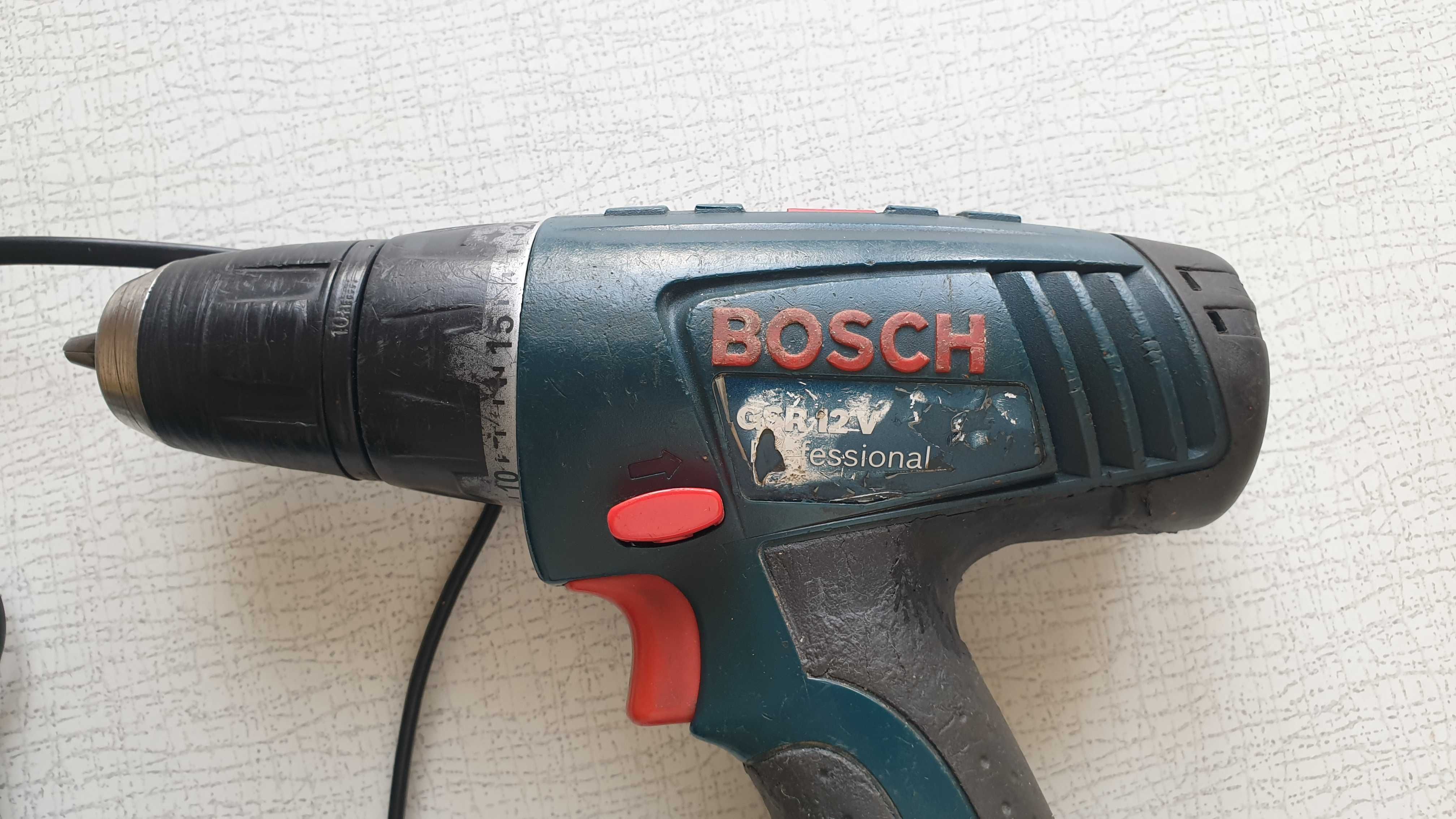 Шуруповерт Bosch GSR 12 professional