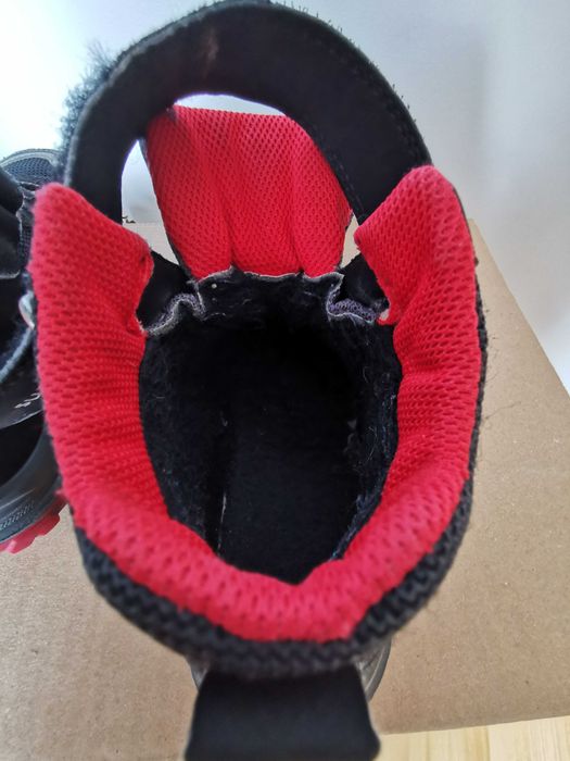 ZIMOWE BUTY SUPERFIT rozmiar 31 lekkie ocieplane