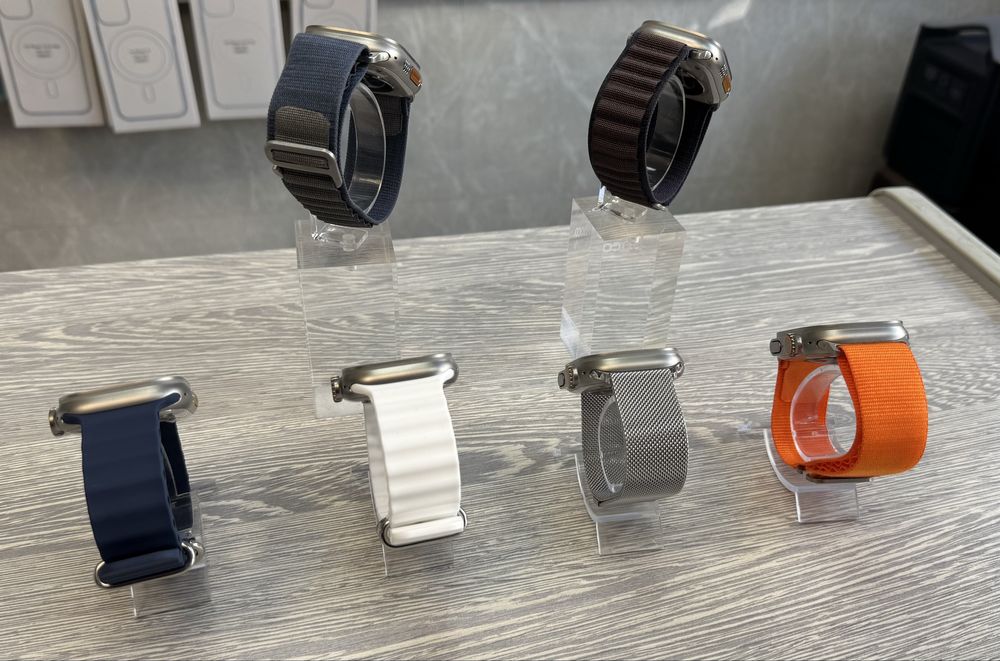 Apple Watch  Series Ultra 2 49 mm Natural Titanium GPS LTE