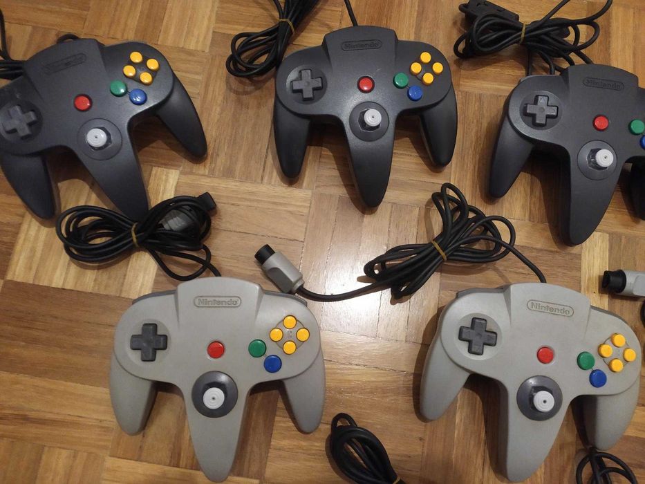 Prenda natal Comandos Nintendo 64 a trabalhar sem folga