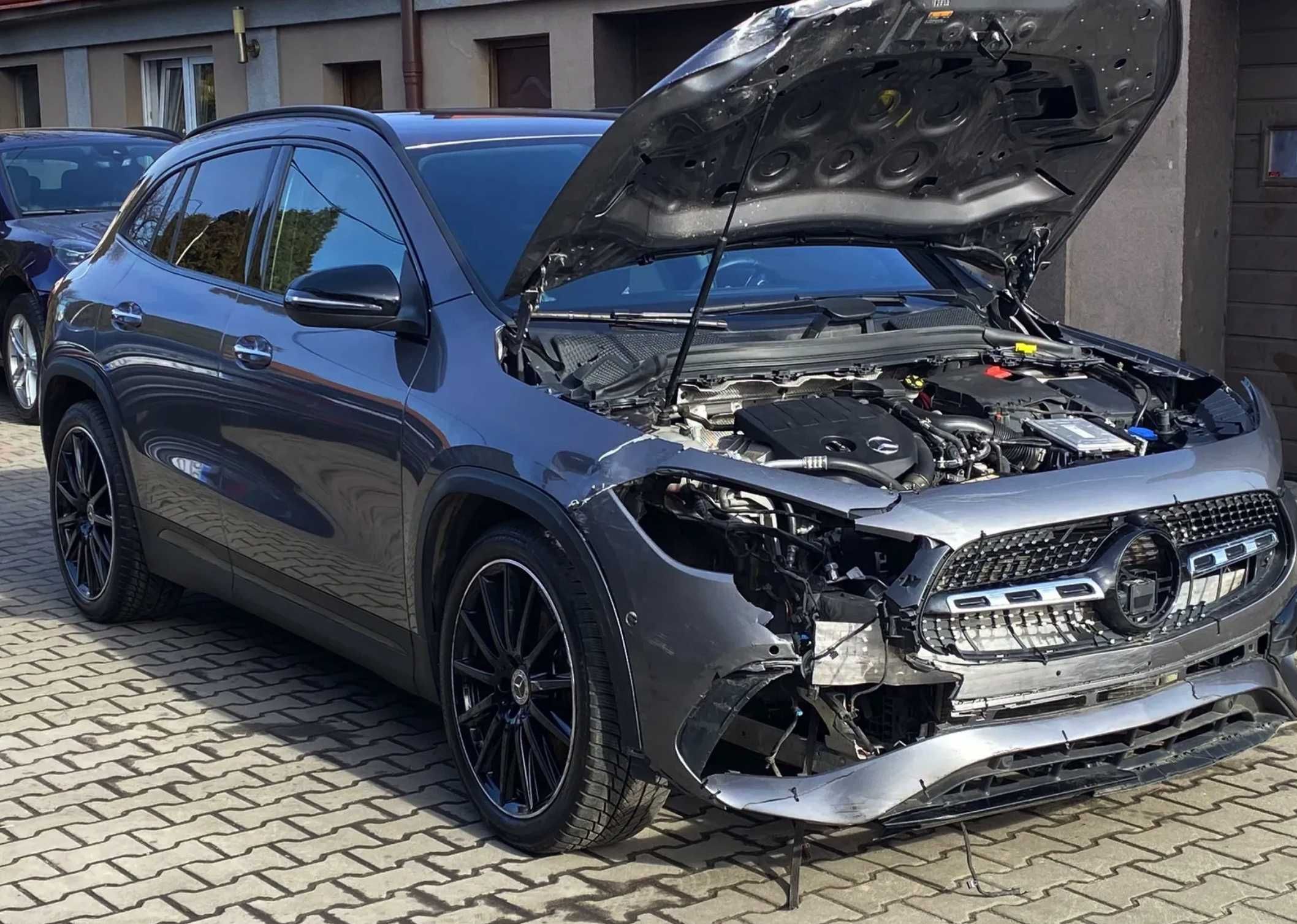 MERCEDES GLA дверь двери левая правая разборка X156 W156 X247 W247