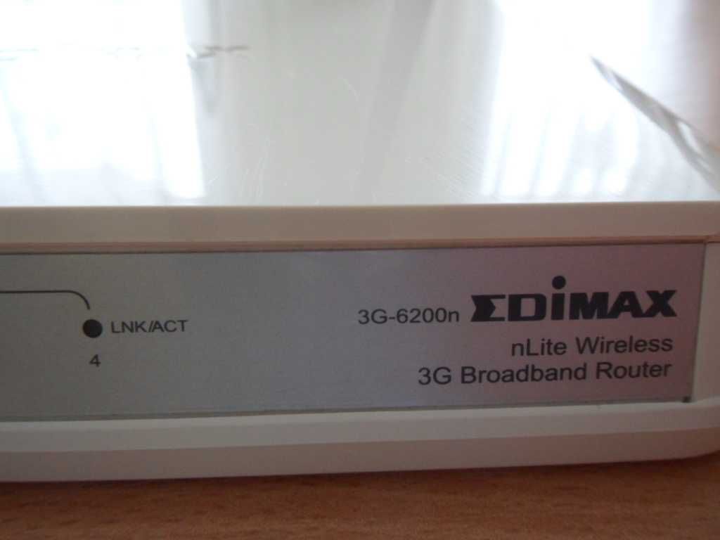 Router WiFi Edimax 6200n .