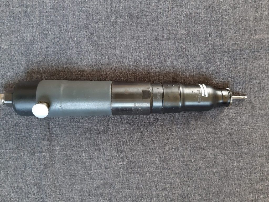 Prosta wkrętarka pneumatyczna