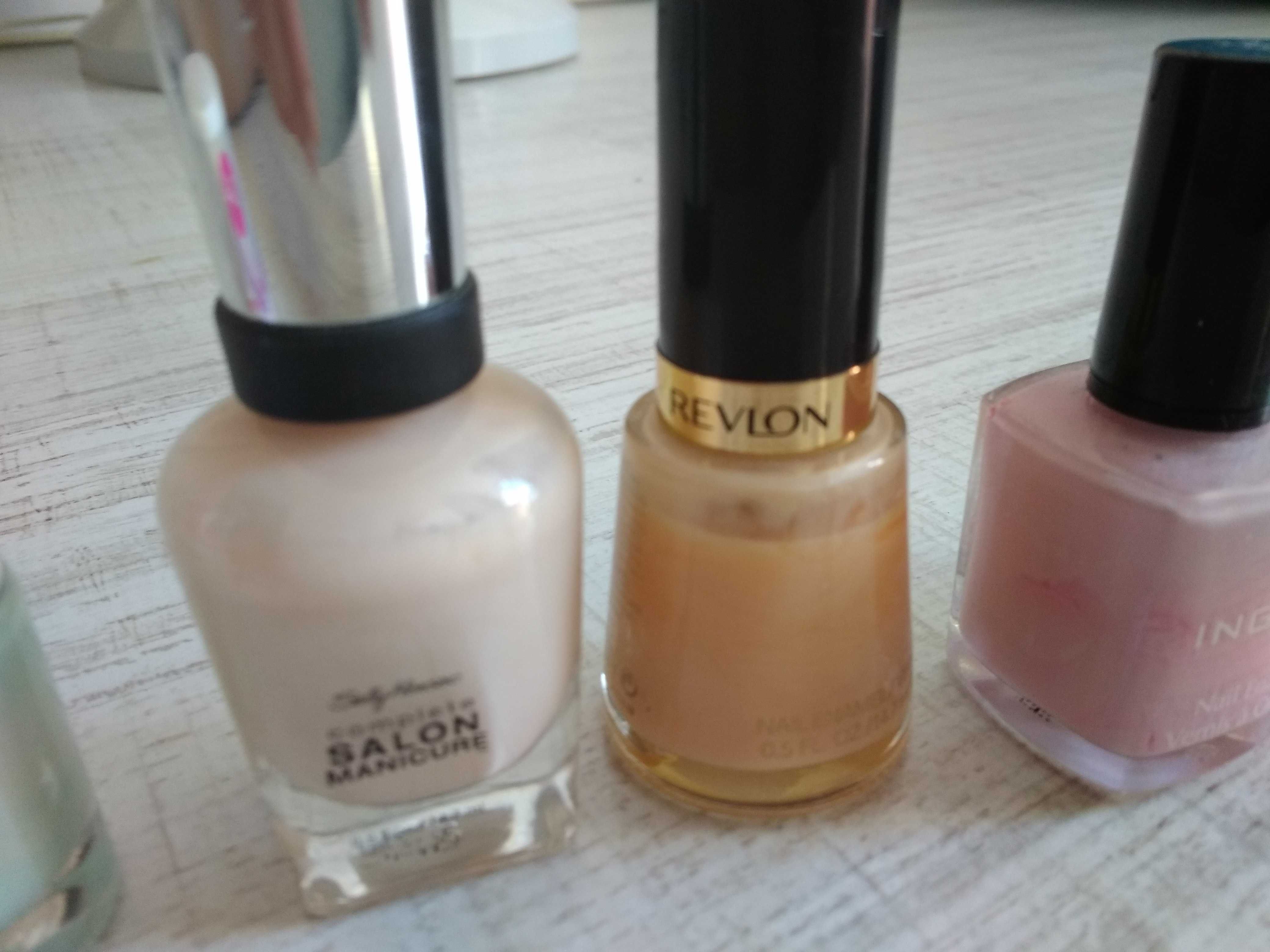 zestaw lakierów do paznokci Sally Hansen 130, Revlon 900, Inglot 385