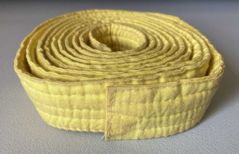 Cinto Amarelo p/ Artes Marciais, 270cm
