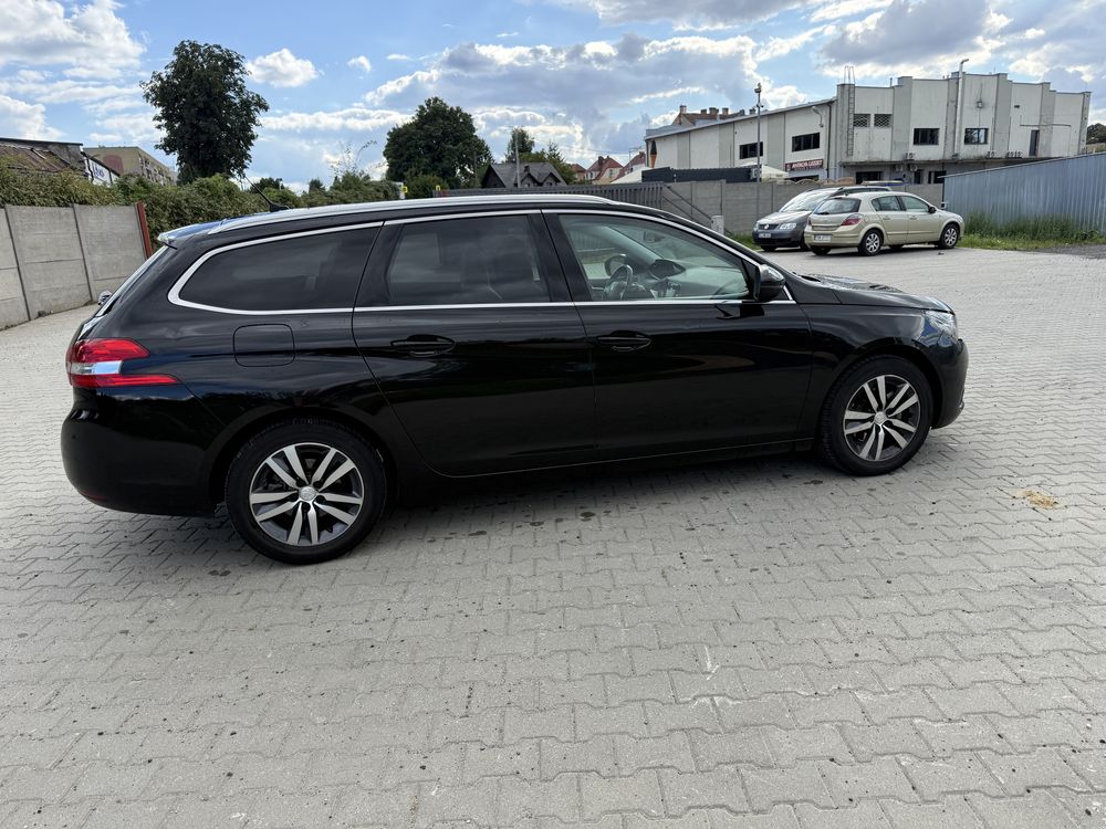 Auto osobowe peugot 308