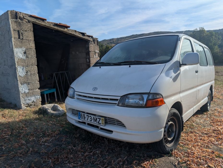 Toyota Hiace H24 1999