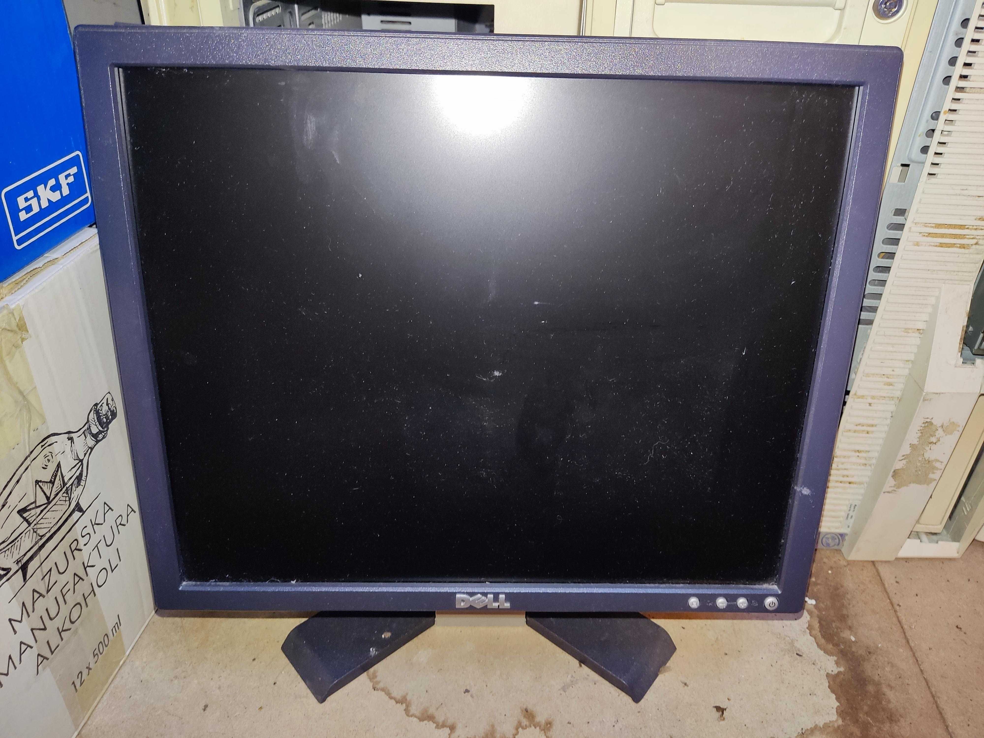 Monitory CRT i LCD stare 4 sztuki. Stan jak na zdjeciach