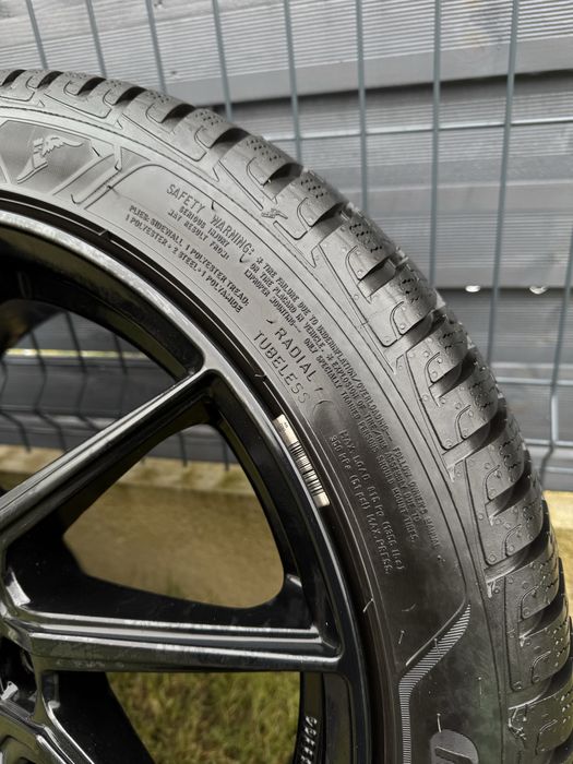 Komplet kol: opony Good year z felgami Dotz