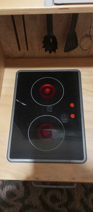 Дитяча кухня із дерева